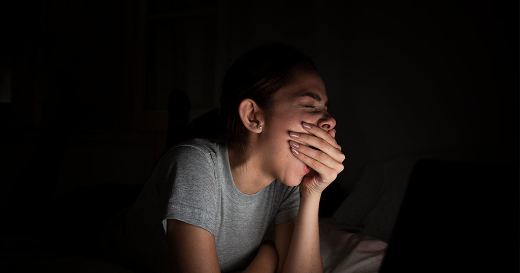 Las causas del insomnio: factores físicos, emocionales y ambientales que pueden afectar el sueño.